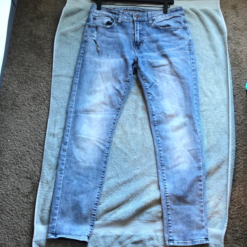 American Eagle Light Wash Blue Skinny Jeans